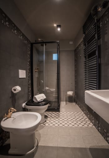 B&B La Fonderia Firenze - camera Ottone bagno